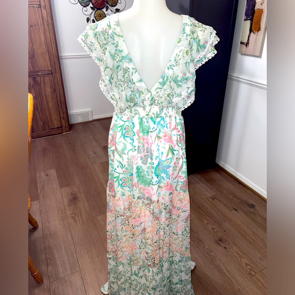 NWT House of Harlow 1960 Floral Tiered Flutter Lace Maxi Dress Size M